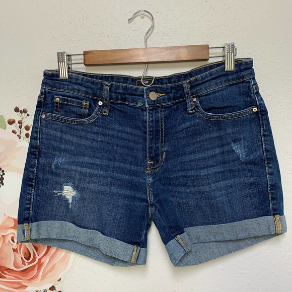 GAP Pants - Gap Sexy Boyfriend Short Mid Rise, Distressing & Cuffed Dark Wash Sz: 4/27